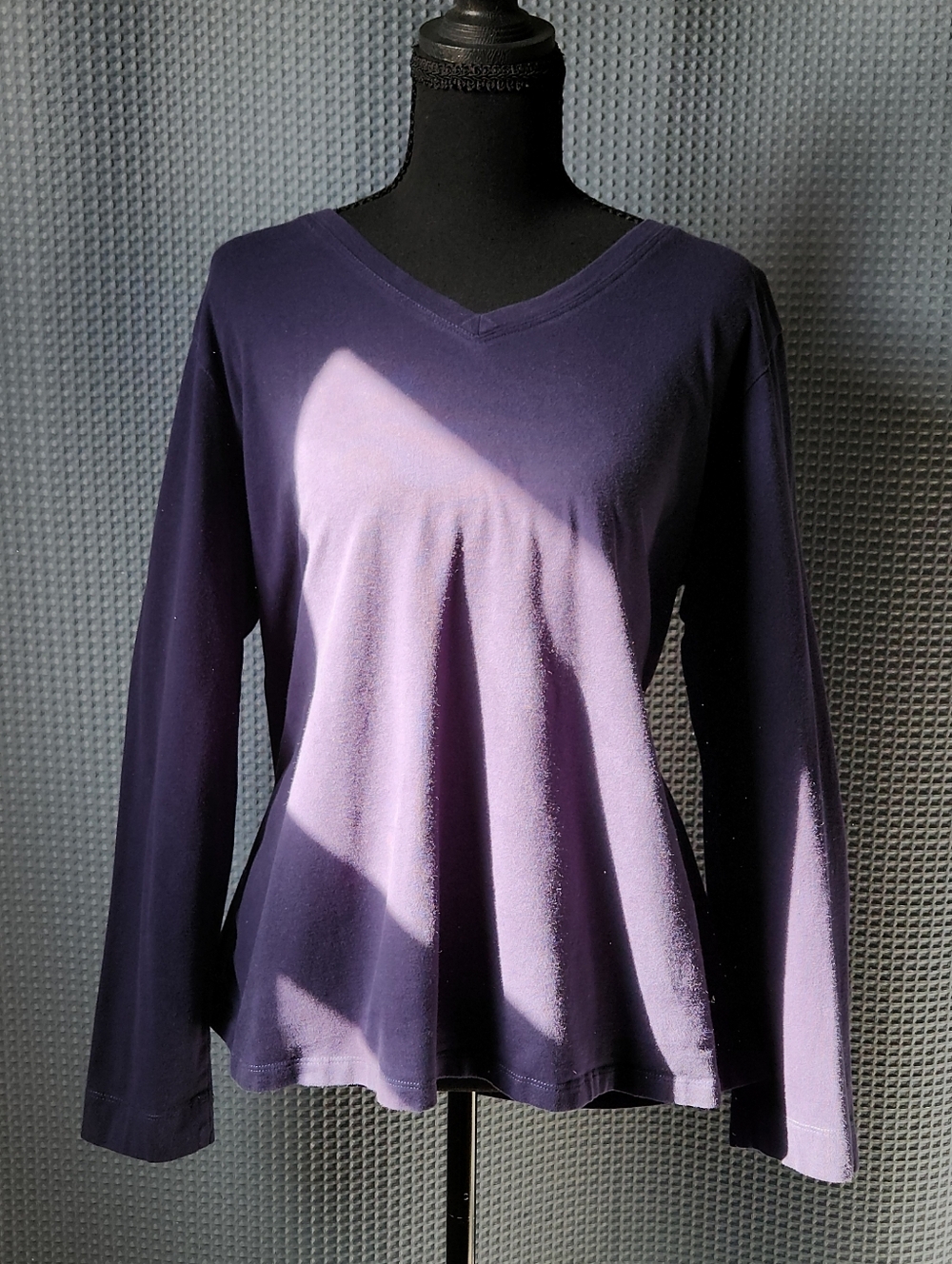 Great Northwest Clothing Company Navy Blue V-Neck Long-Sleeve Top - Size 1X